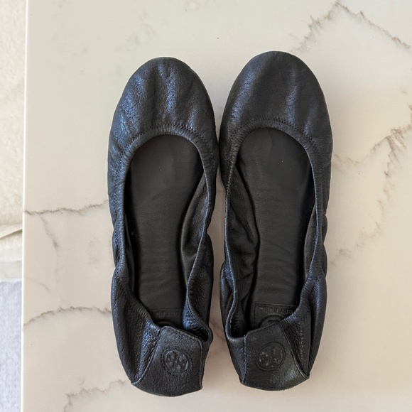 Tory Burch Eddie Scrunch Ballet Flats in Black (Size 9.5) - Picture 2 of 5